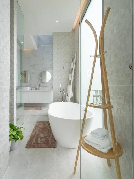 The Residence By Andaman Villa Phuket Ngoại thất bức ảnh